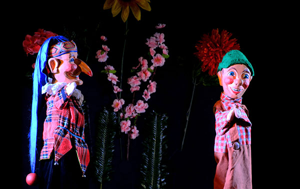 Ein fröhliches Puppenspiel für alle kleinen Halloweenfans Foto: Josef Tränklers Puppenbühne/Halloween - Süßes oder Saures