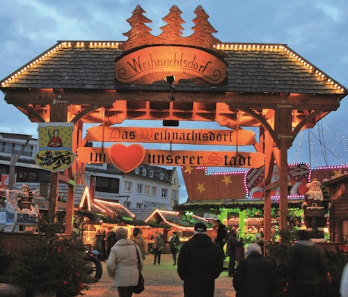 Das Weihnachtsdorf in Mönchengladbach © Pressestelle Stadt Mönchengladbach